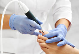 Медицинский педикюр при грибке ногтей